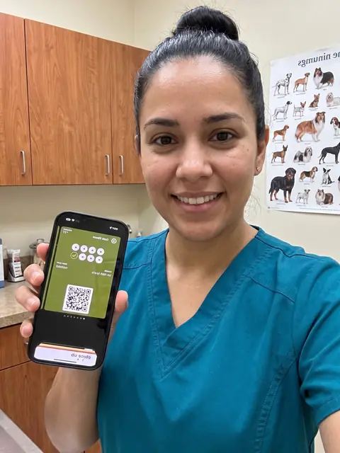 Vet clinic: loyalty card on the phone